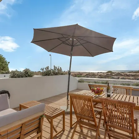 Maar 2 - Seafront * Cotillo